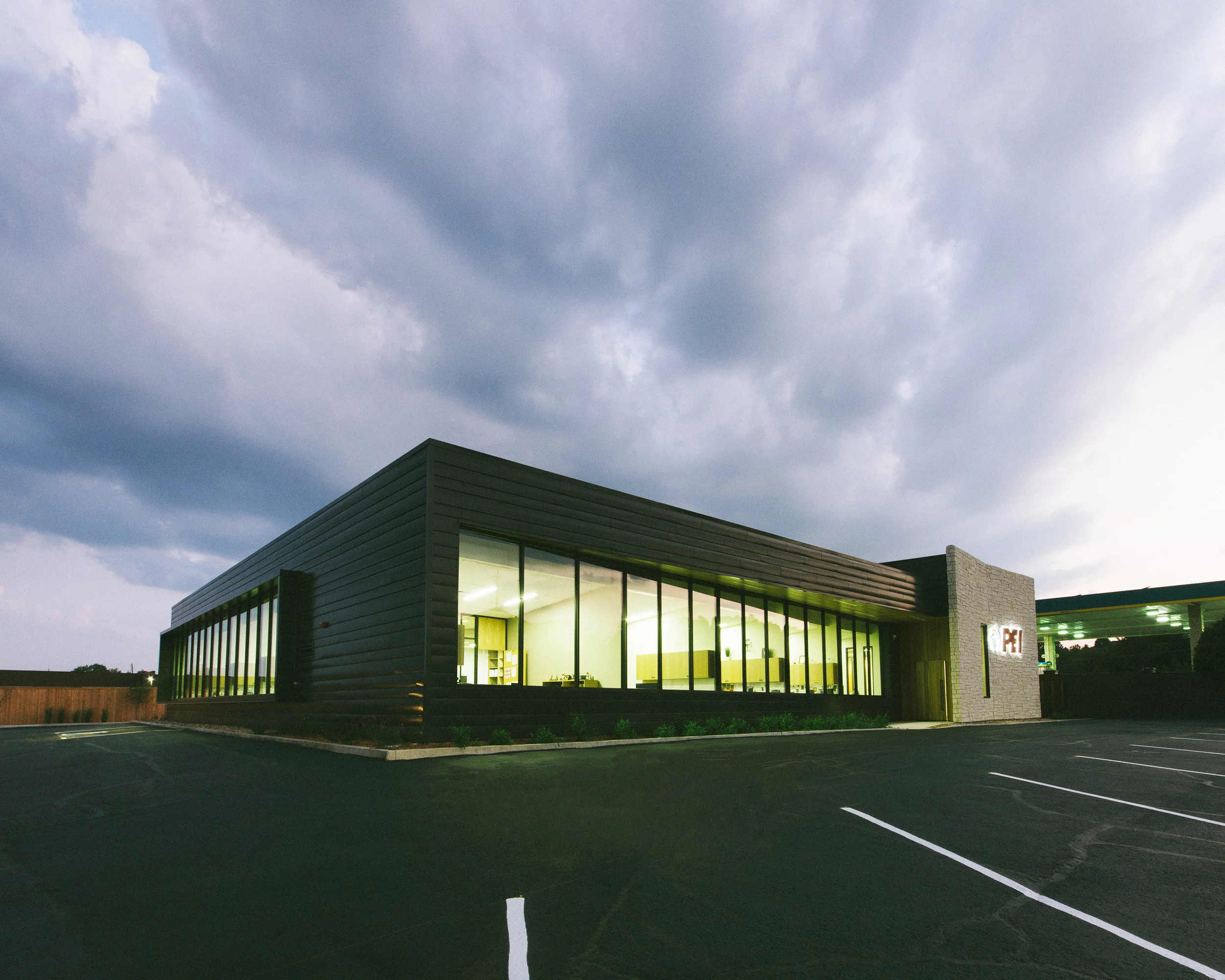 Commercial portfolio image published by W Design